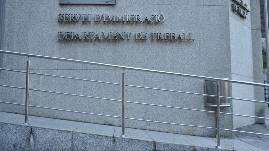 Andorra aprova 1.200 noves autoritzacions de treball, 264 per a fronterers