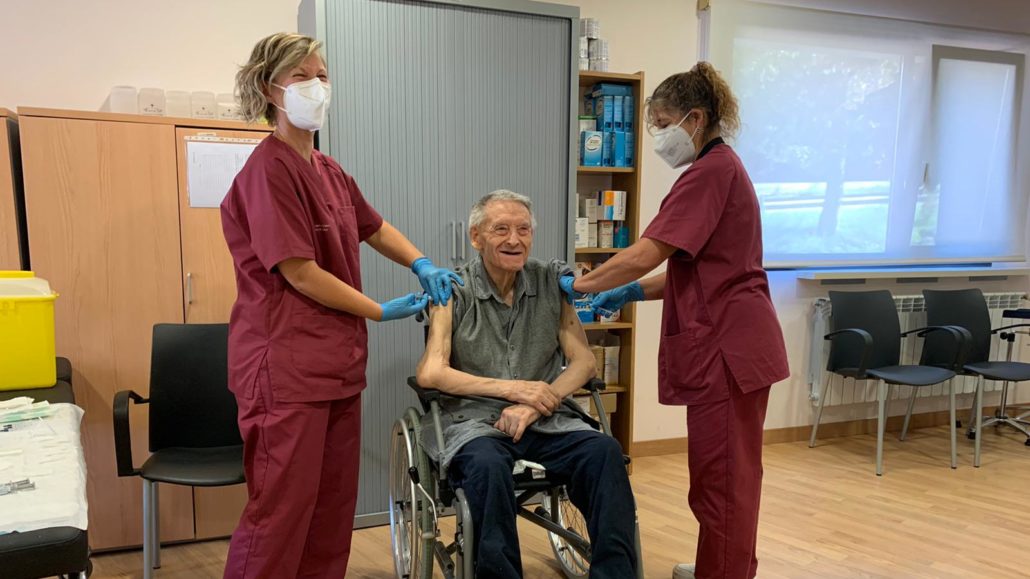 Més del 95% d’usuaris de les residències de l’Alt Pirineu i Aran es vacunaran de grip i covid