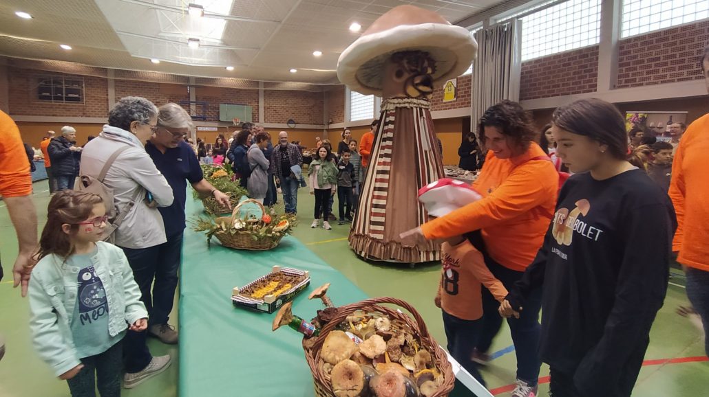 Isona i Conca Dellà viu amb intensitat el retorn de la Fira del Bolet