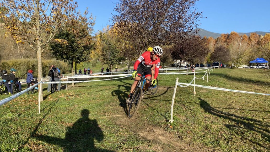 L’Horta del Valira s’omple amb 250 ciclistes en el 3r Gran Premi Ciclocròs La Seu d’Urgell