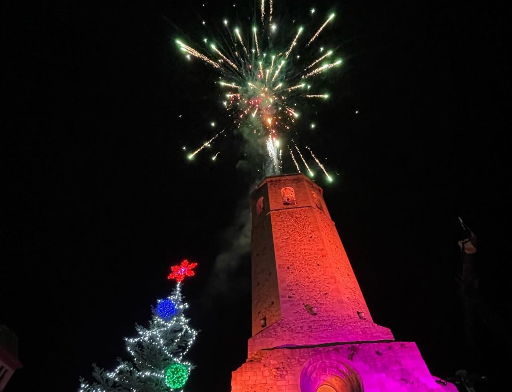 Puigcerdà dona el tret de sortida a les festes nadalenques amb l’encesa de l’enllumenat