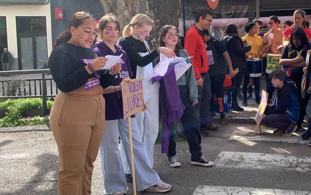 L’Alt Pirineu commemora el 8-M amb manifestacions, taules rodones i lectures de manifestos