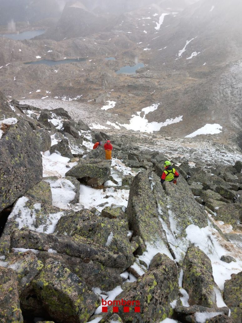 Rescaten dos excursionistes sorpresos pel mal temps mentre feien la Carros de foc