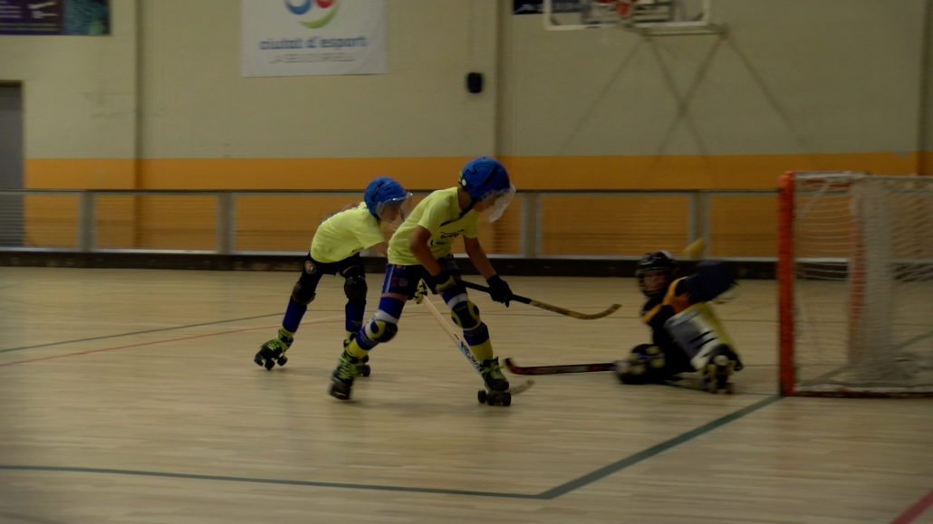 La tercera edició del Campus d’Hoquei Patins Cadí reuneix 120 nens i nenes a la Seu d’Urgell