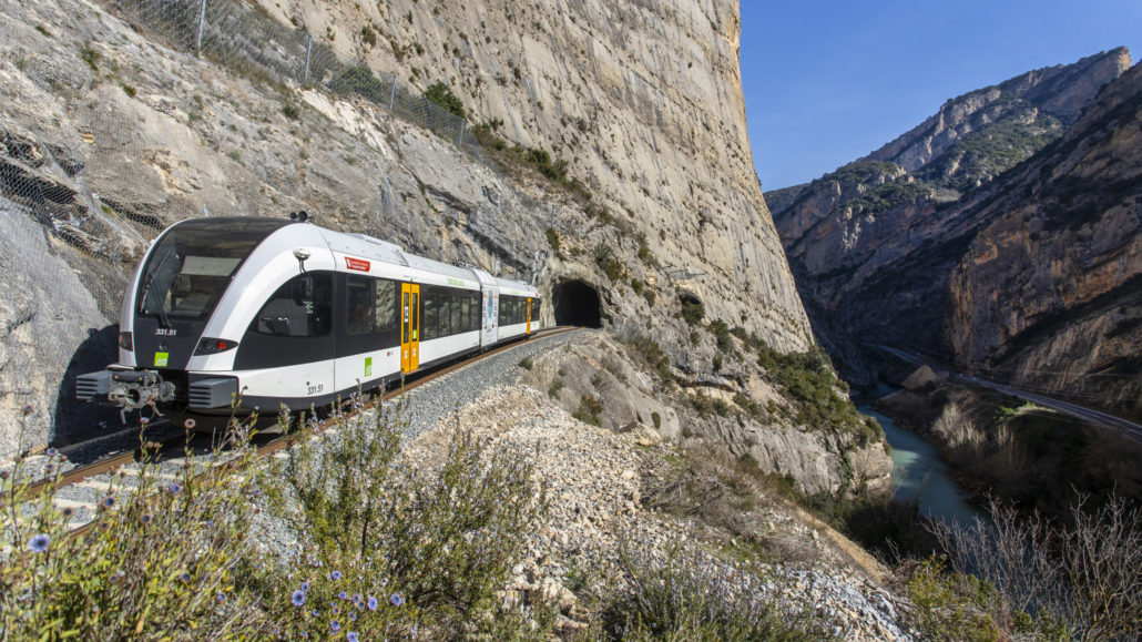 El Tren dels Llacs Panoràmic programa cinc viatges a partir del 22 de juliol