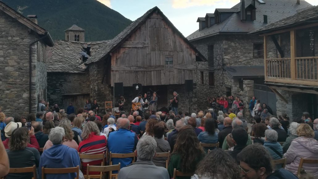 Tret de sortida a la Vall de Boí del cicle ‘Dijous a la fresca’ que arriba a la trentena edició