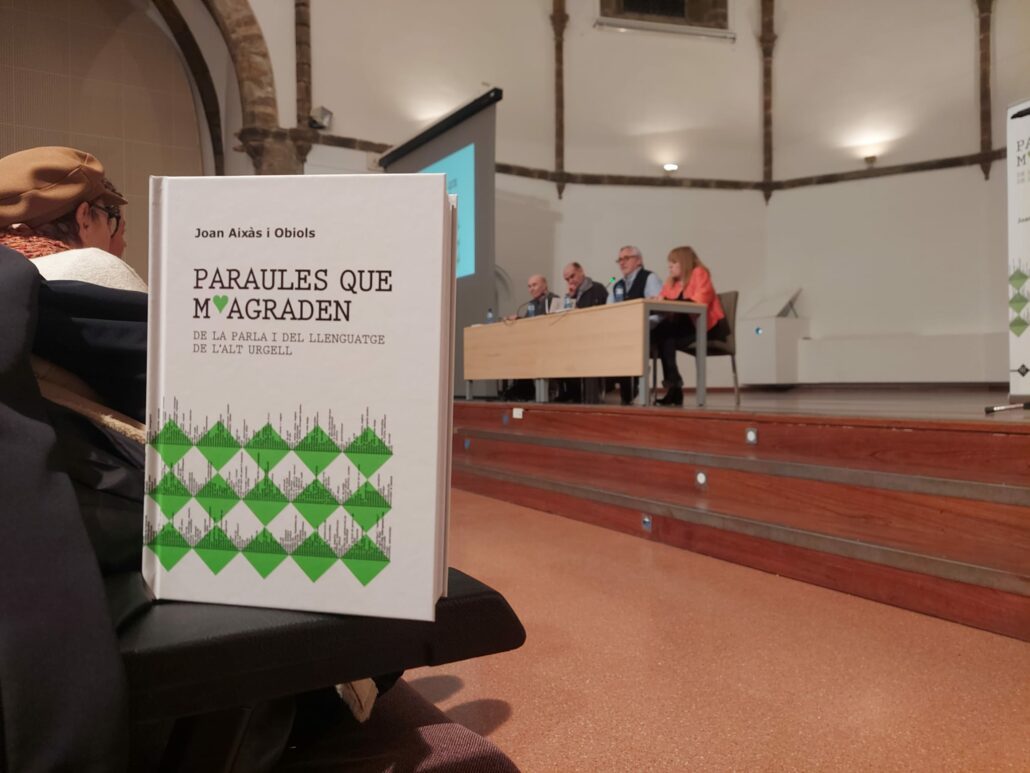 ‘Paraules que m’agraden’ recull més de 4.500 mots i expressions de l’Alt Urgell