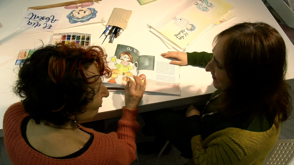 El llibre ’El dia absent’ fa pedagogia sobre els anys de traspàs