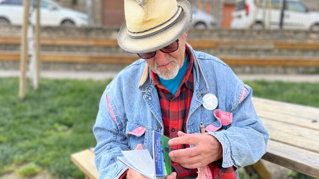 El menhir del Port del Cantó, convertit en personatge literari