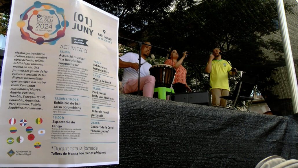 Gastronomia i cultura d’una dotzena de països s’uneixen en la Mostra Intercultural de la Seu