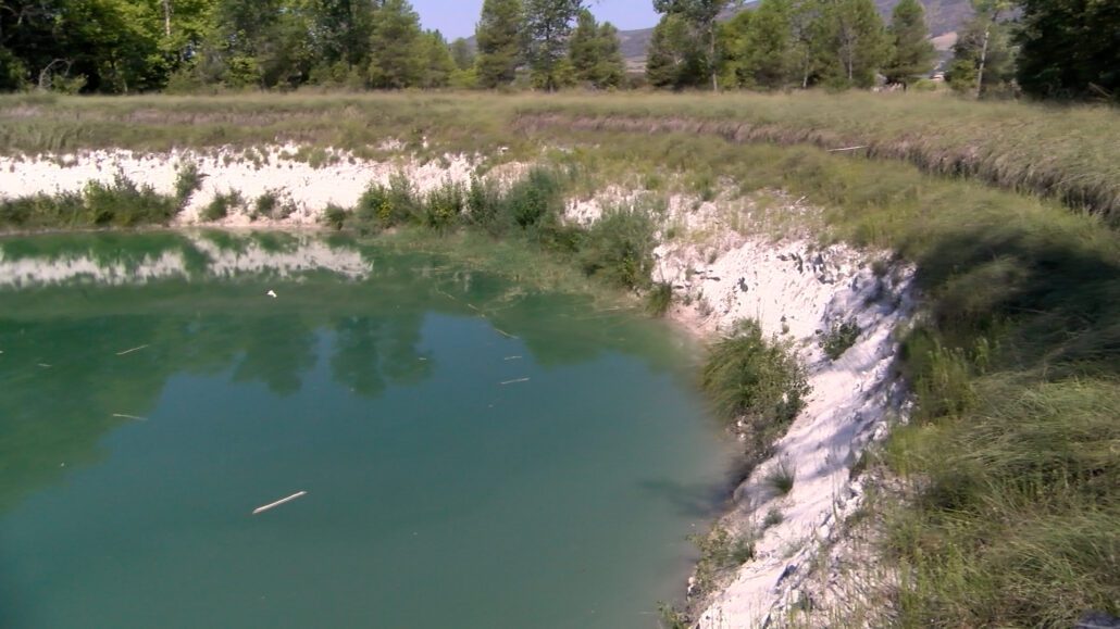 El Geoparc Orígens impulsa un estudi per conèixer millor els Estanys de Basturs