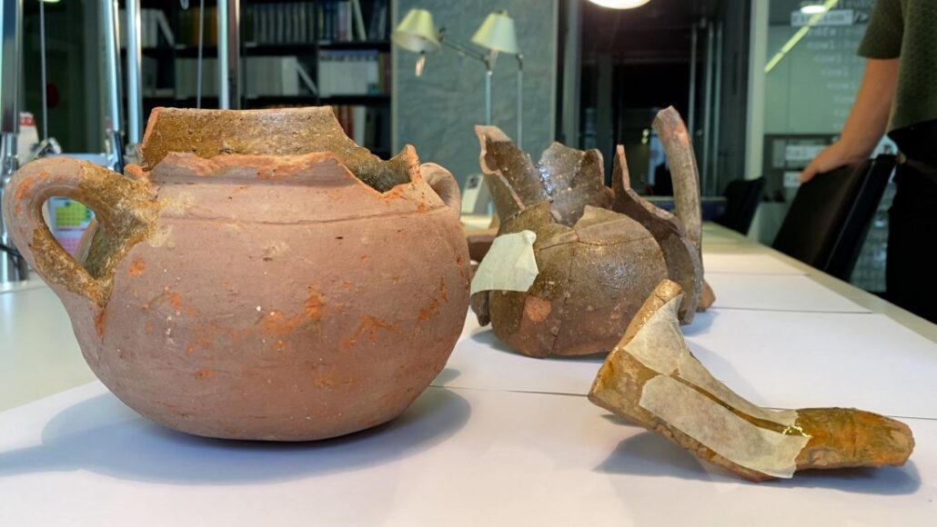 La troballa de dos forns de ceràmica impulsa un estudi sobre la terrissa a l’Alt Urgell