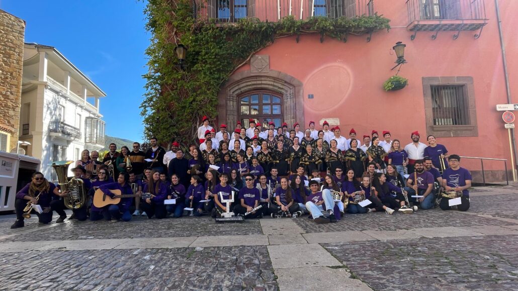 22 parelles fan lluir el Ball Cerdà intergeneracional en el seu 10è aniversari