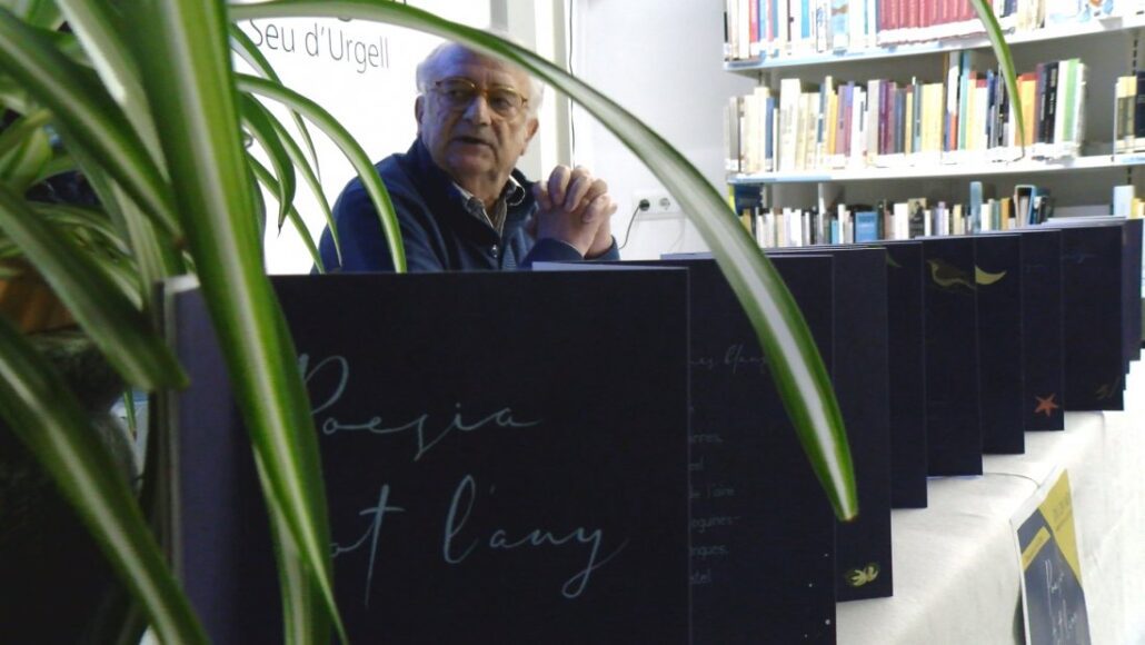 Ramon Besora reivindica la poesia al llarg de l’any amb un itinerari poètic
