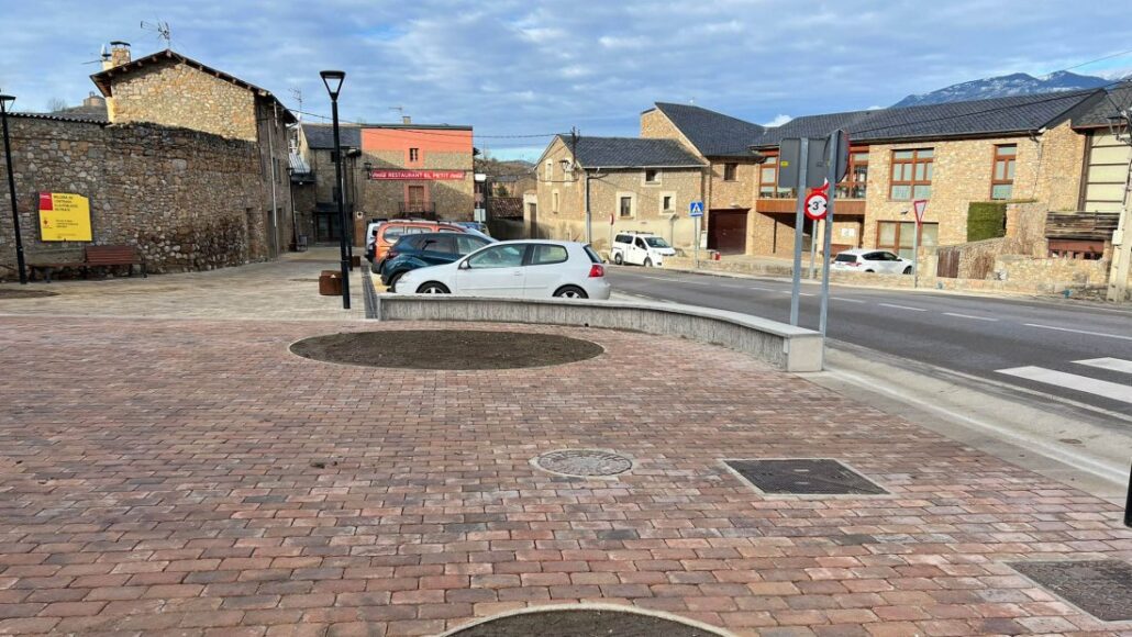 Prats estrena la nova entrada al poble