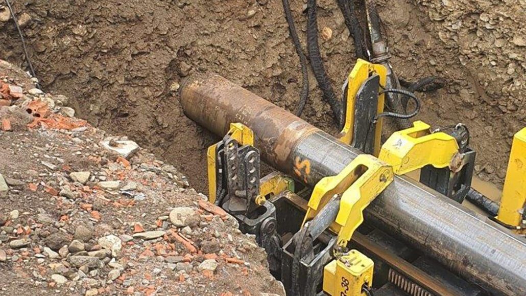 Endesa millora la xarxa elèctrica de Llívia