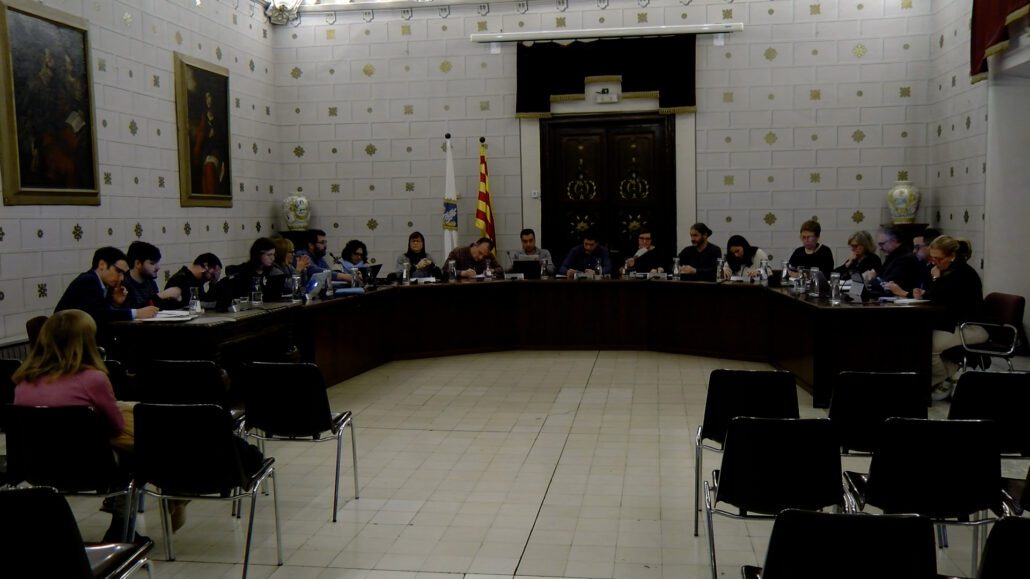 L’Ajuntament de la Seu aprova un pressupost de més de 33 milions d’euros amb el suport de la CUP