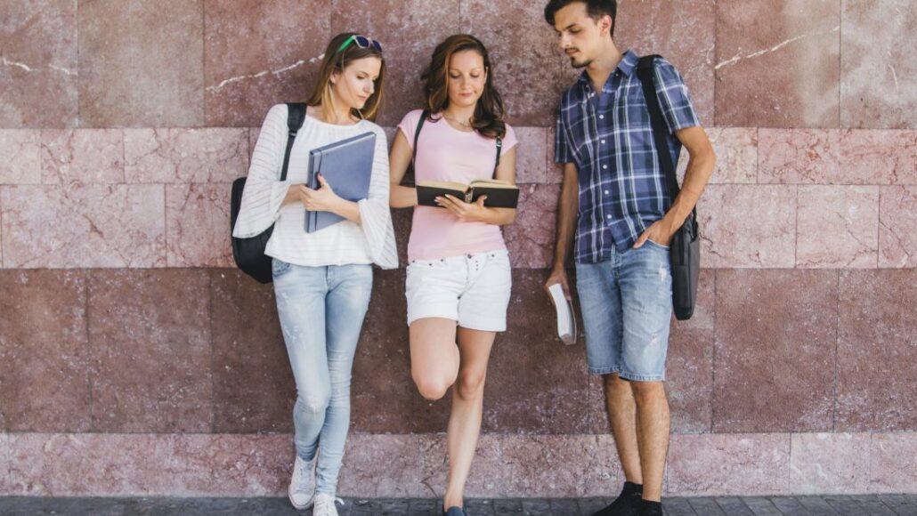 Joves estudiants