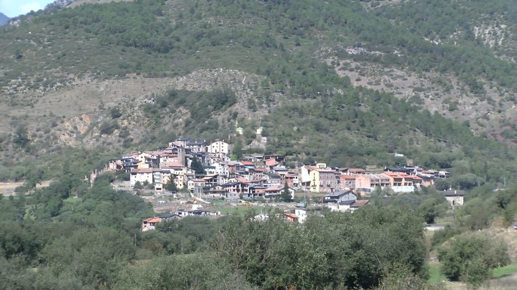 Vista del poble de Noves de