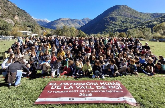 La Vall de Boí commemora amb una foto comunitària els 25 anys com a patrimoni de la UNESCO