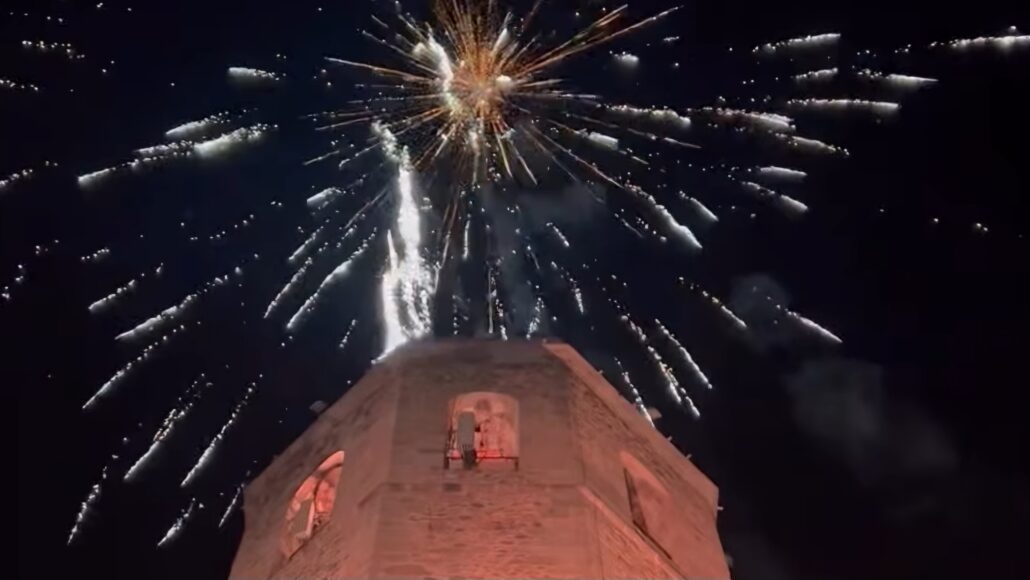 Tret de sortida a les festes de Nadal amb l’encesa de llums de Puigcerdà