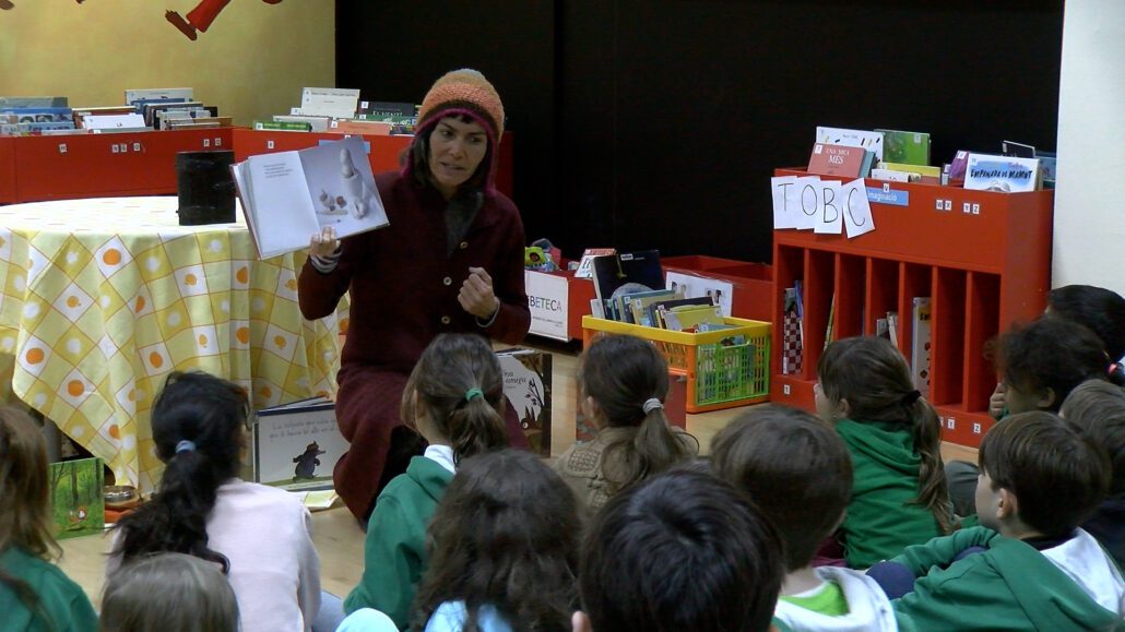 La biblioteca Maria Barbal promou la lectura de llibres de misteri entre els infants de Tremp