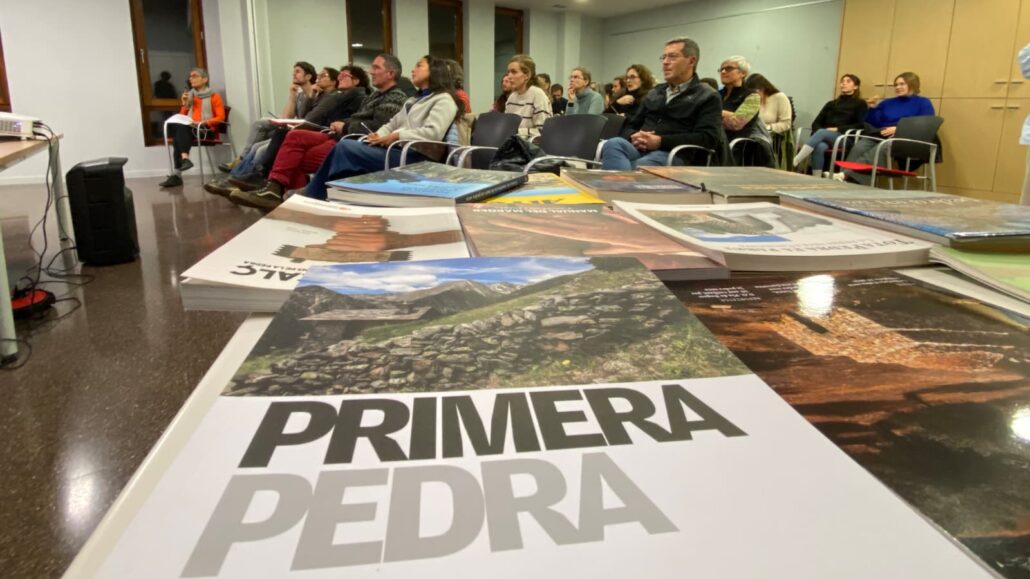 Una jornada a Bellver promou l’ús de la pedra seca en les construccions contemporànies