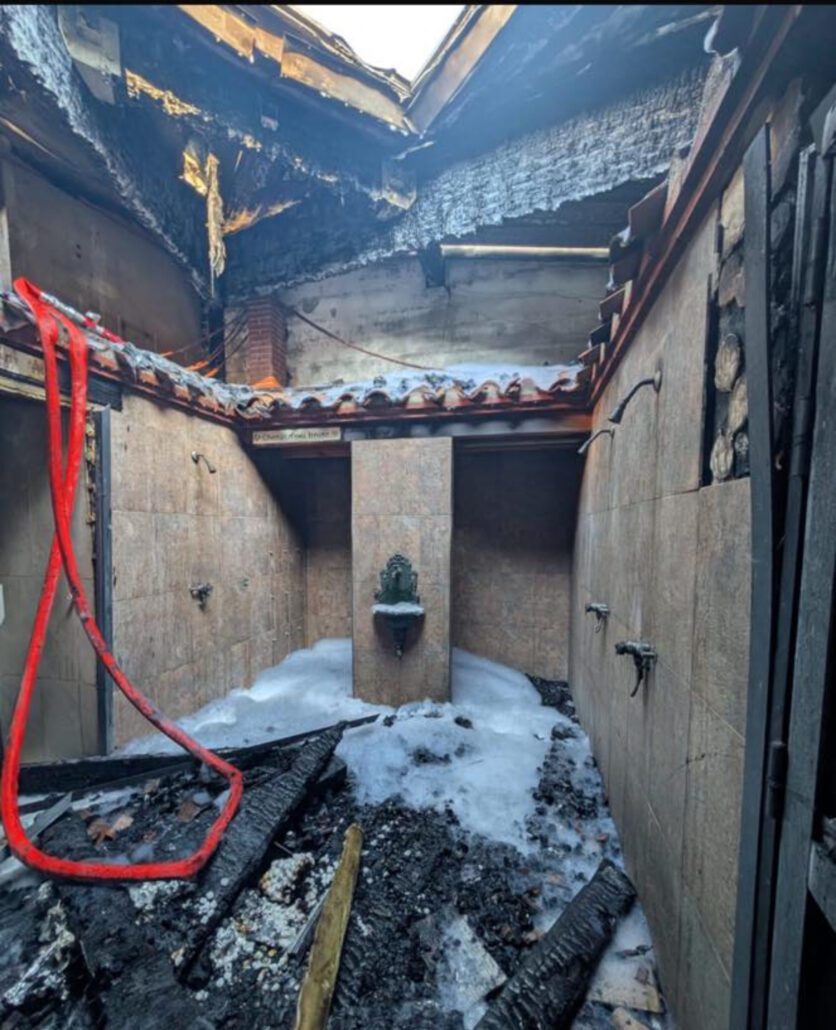 Els Banys de Llo tanquen de forma indefinida per un incendi que ha destrossat part de les instal·lacions