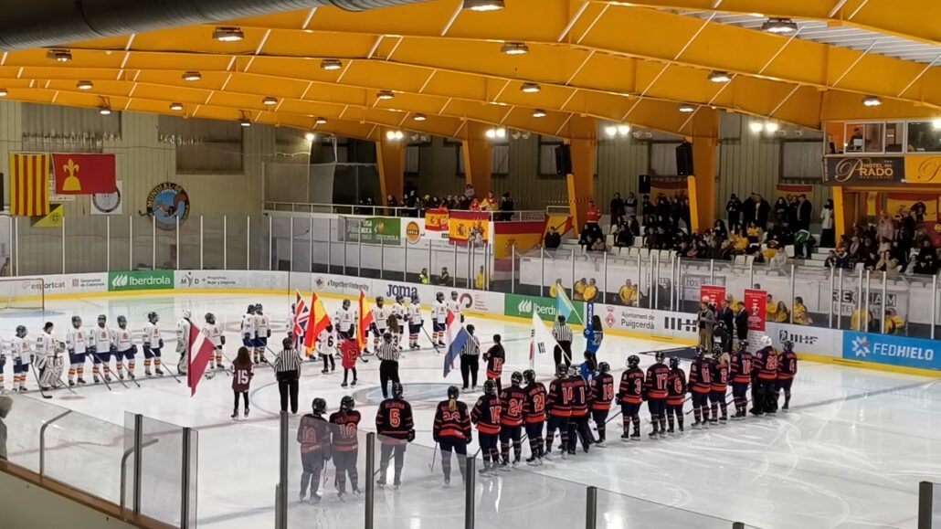 Arrenca el Mundial d’Hoquei Gel Femení a Puigcerdà que s’allarga fins al 18 d’abril