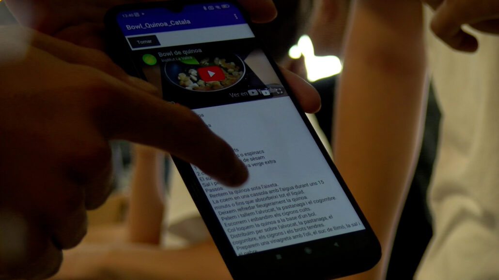L’alumnat de tercer de l’ESO de l’institut La Valira proposa receptes saludables pel jovent a través d’una app