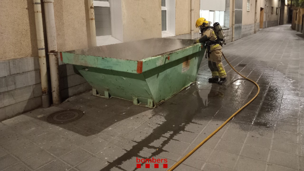 S’incendia un contenidor d’obra durant aquesta matinada a la Seu d’Urgell